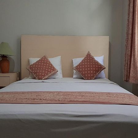 Oyo 3819 Hotel Winotosastro Yogyakarta Dış mekan fotoğraf