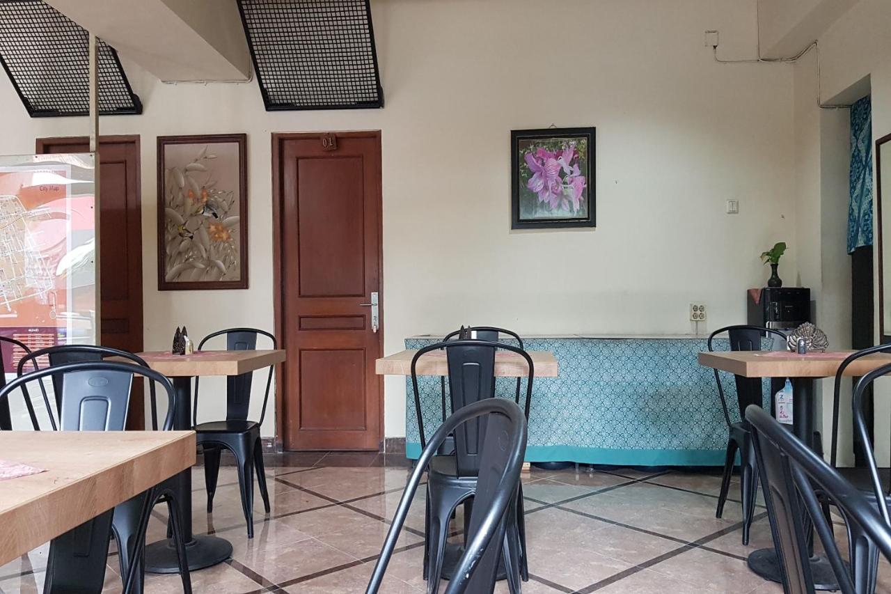 Oyo 3819 Hotel Winotosastro Yogyakarta Dış mekan fotoğraf
