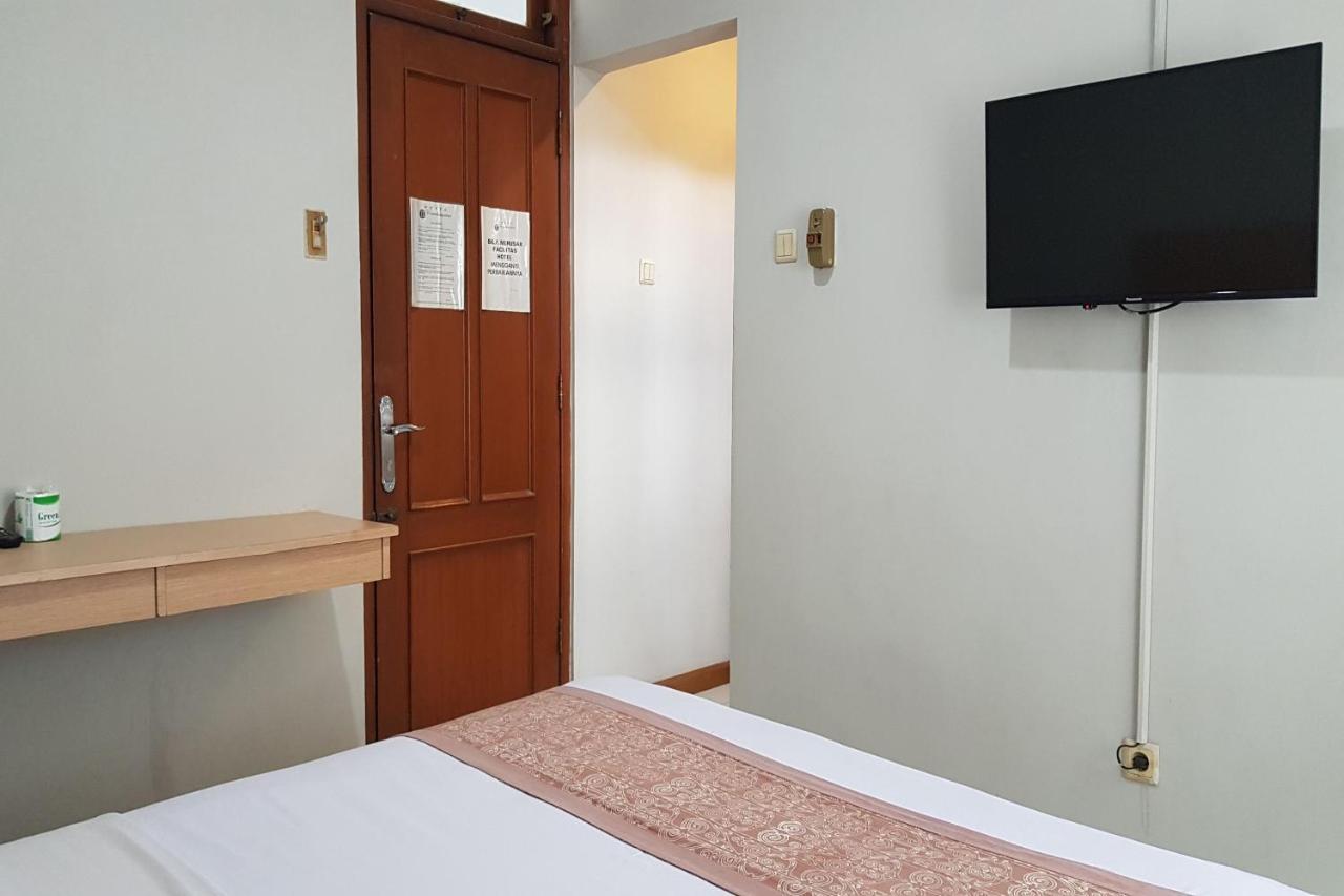 Oyo 3819 Hotel Winotosastro Yogyakarta Dış mekan fotoğraf