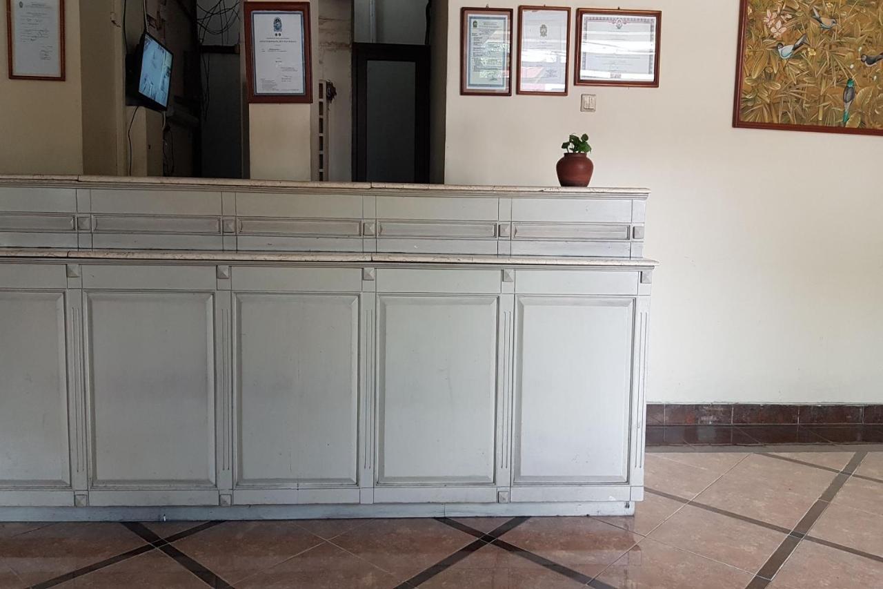 Oyo 3819 Hotel Winotosastro Yogyakarta Dış mekan fotoğraf