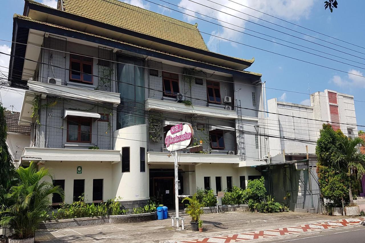 Oyo 3819 Hotel Winotosastro Yogyakarta Dış mekan fotoğraf